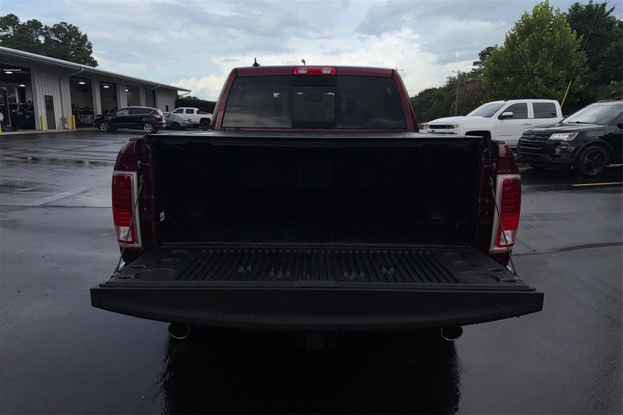 RAM 1500 Laramie Crew Cab 4WD 2016