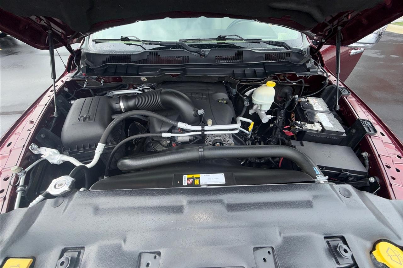 RAM 1500 Laramie Crew Cab 4WD 2016