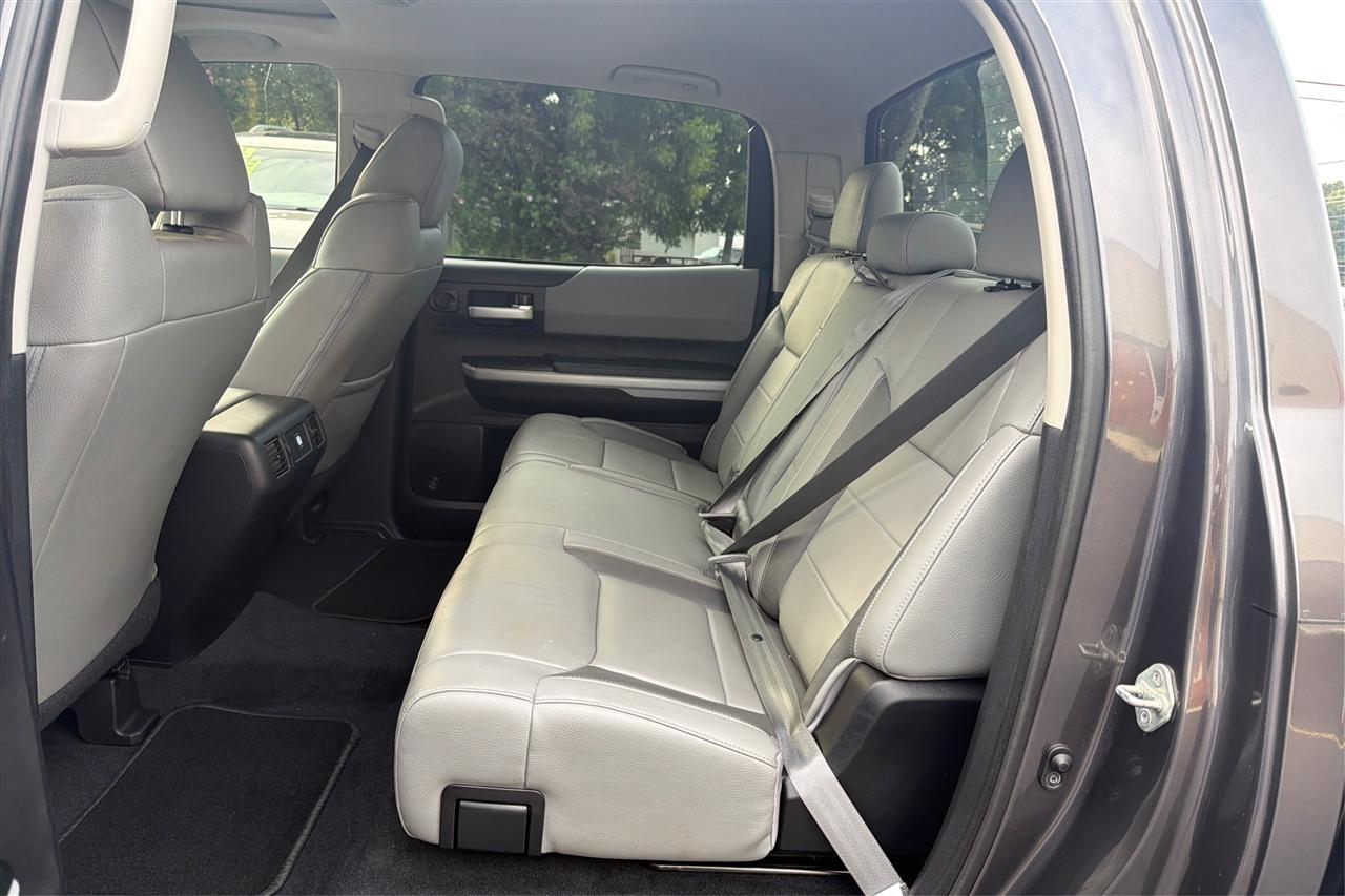 Toyota Tundra Limited Crew Max 4WD 5.7L V8 2020