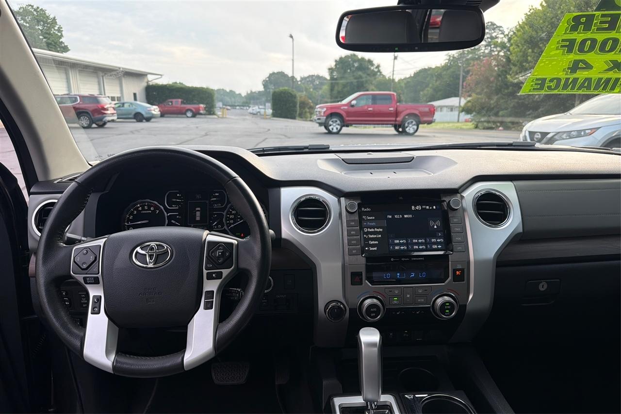 Toyota Tundra Limited Crew Max 4WD 5.7L V8 2020