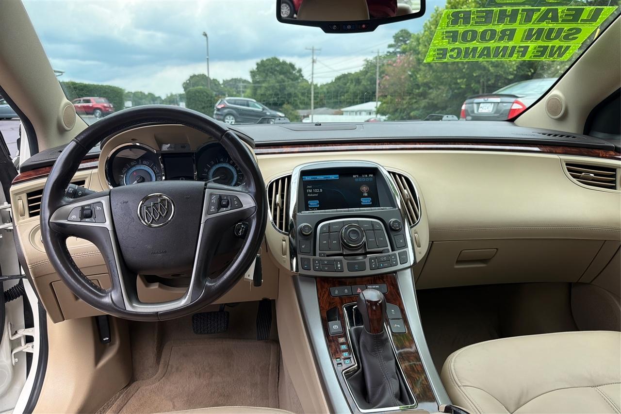 Buick LaCrosse 4D Sedan 2012