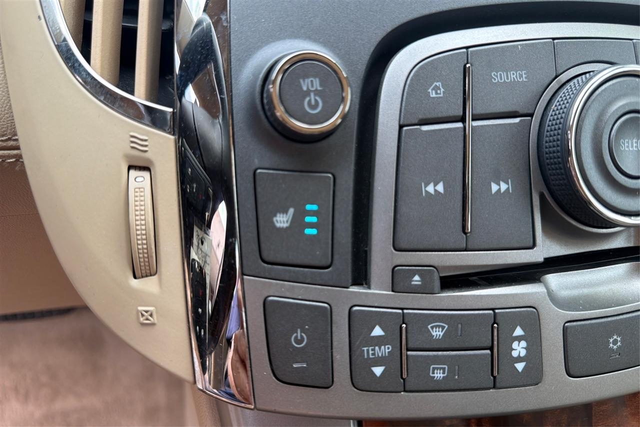 Buick LaCrosse 4D Sedan 2012