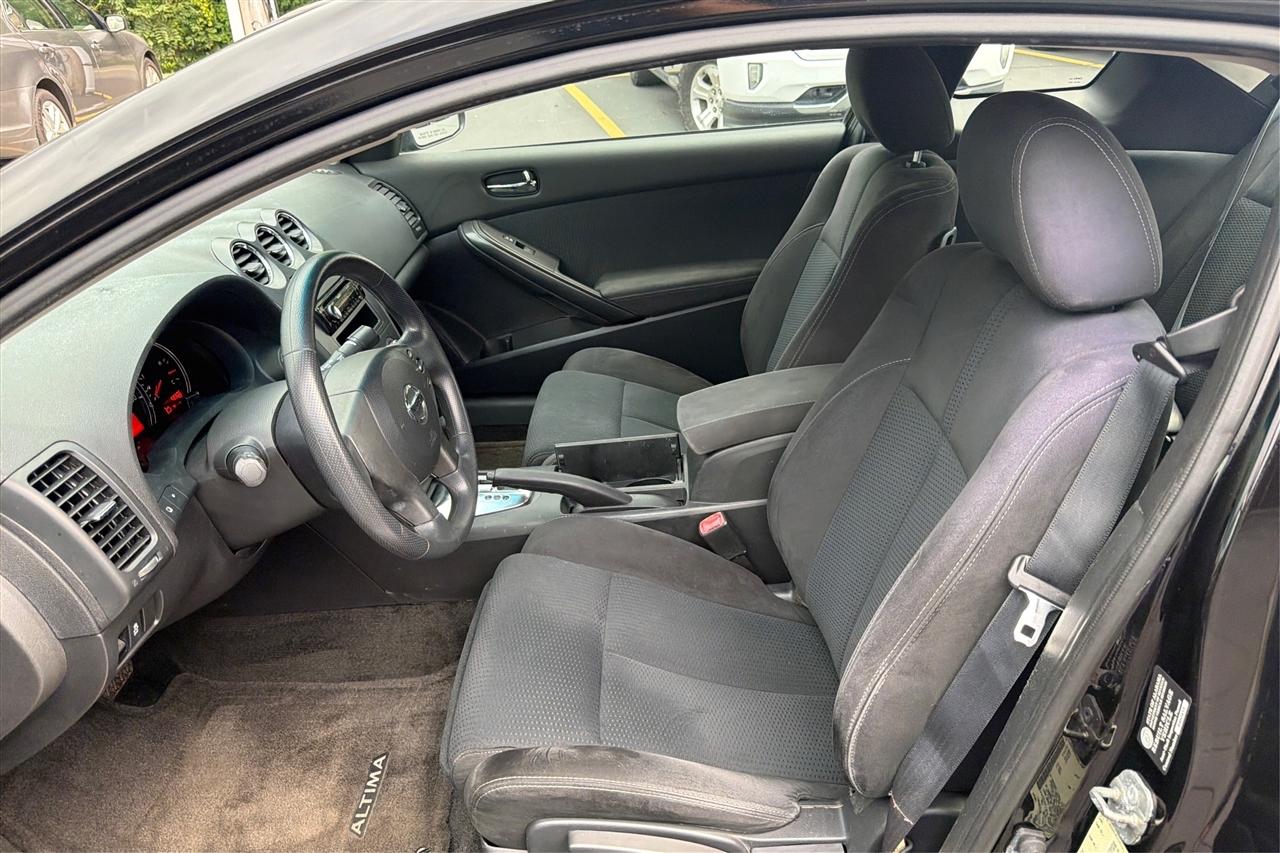 Nissan Altima S 2D Coupe 2.5L 2013
