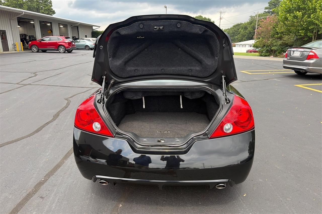 Nissan Altima S 2D Coupe 2.5L 2013