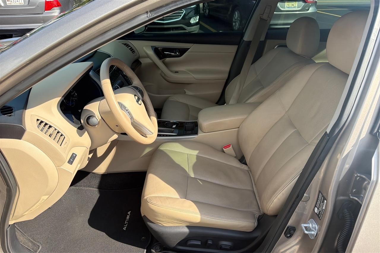 Nissan Altima SL 4D Sedan 2.5 2015