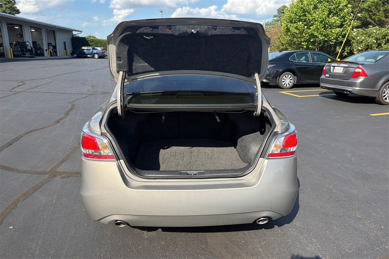 Nissan Altima SL 4D Sedan 2.5 2015