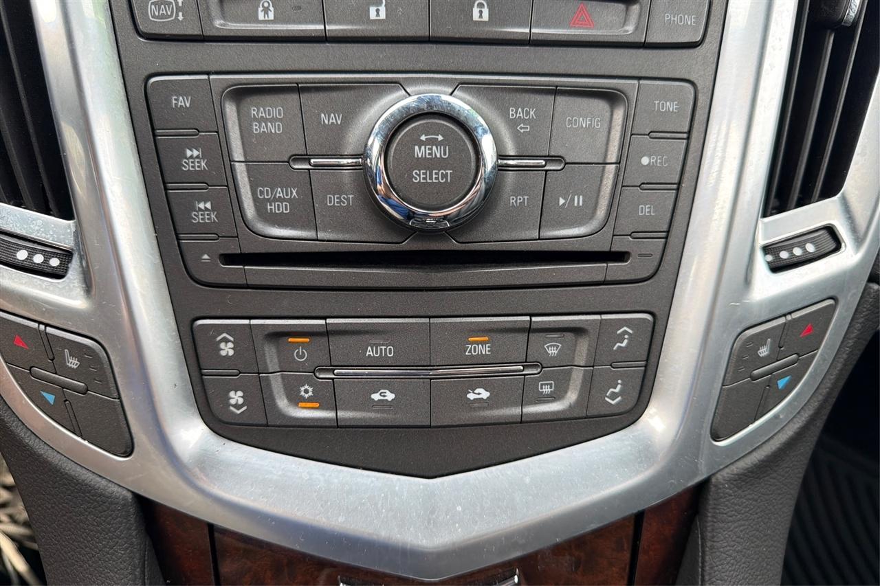 Cadillac SRX Luxury 4D SUV FWD 2011