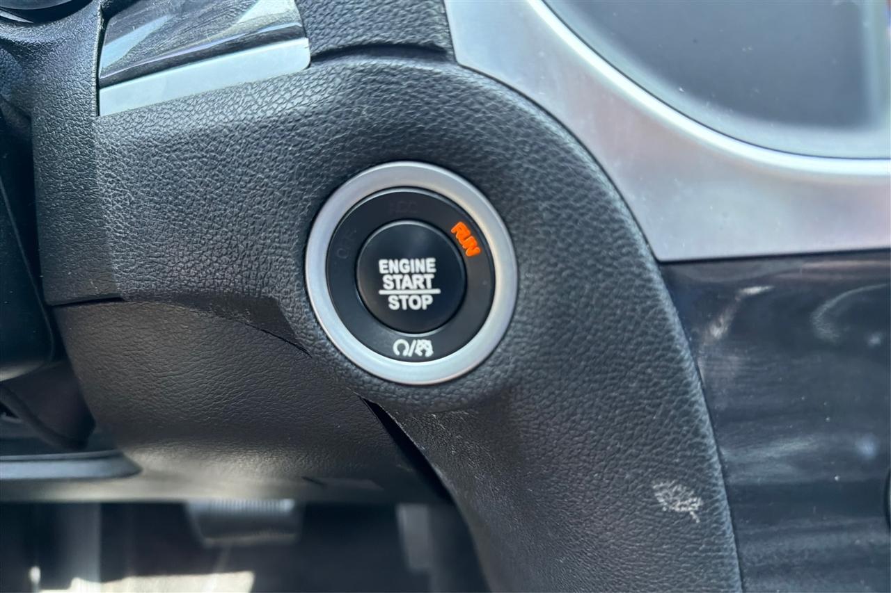 Chrysler 300 Touring 4D Sedan 2018
