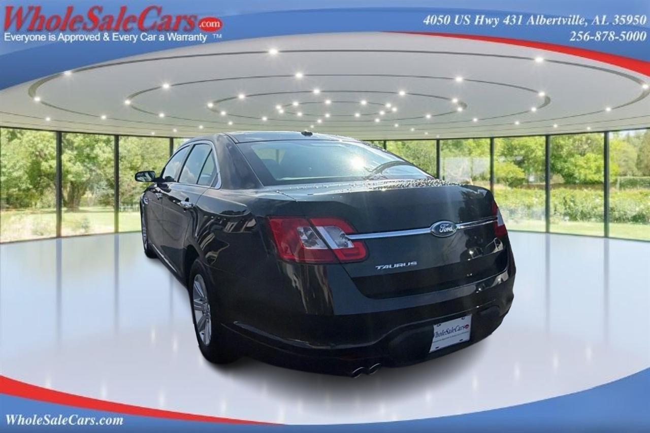 Ford Taurus SE 4D Sedan 2012