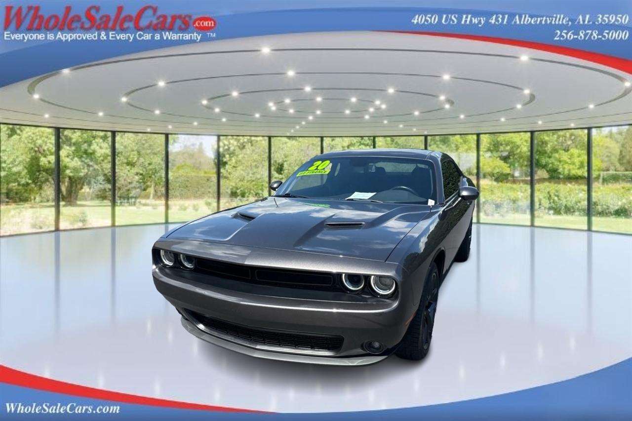 Dodge Challenger SXT 2D Coupe 2020
