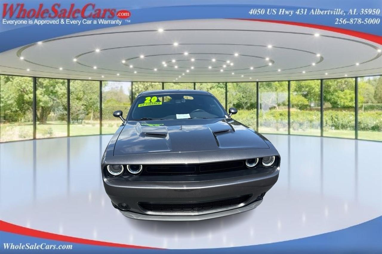 Dodge Challenger SXT 2D Coupe 2020