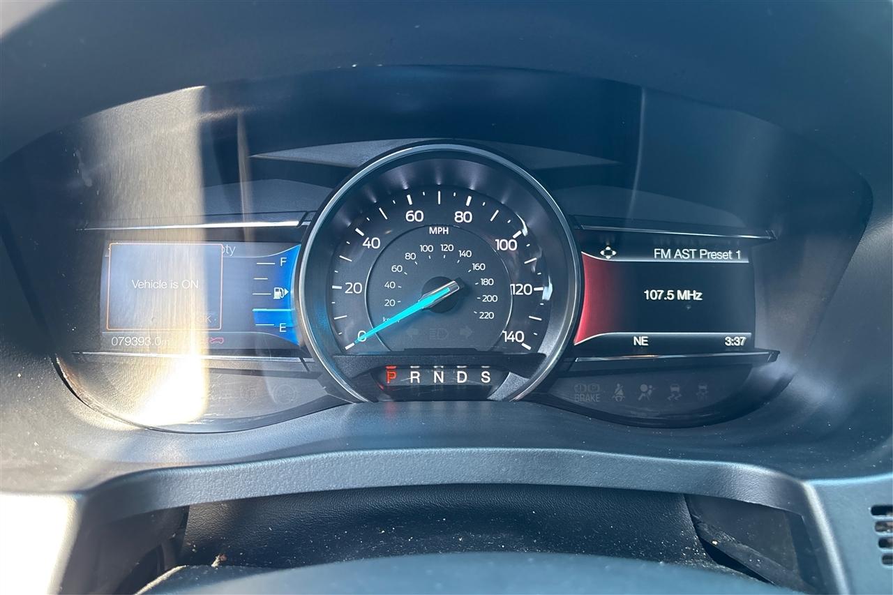 Ford Explorer XLT 4D SUV FWD 2018