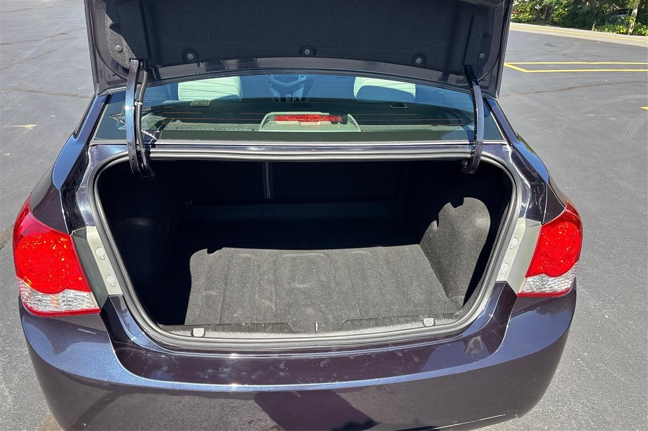 Chevrolet Cruze Limited LT 4D Sedan 2016