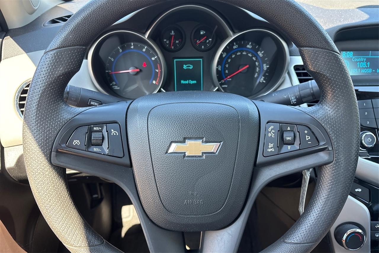 Chevrolet Cruze Limited LT 4D Sedan 2016