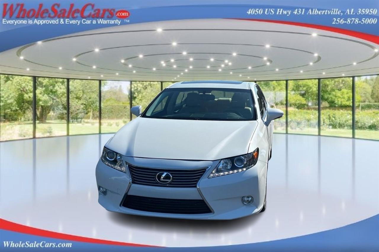 Lexus ES 350 4D Luxury Sedan 2013