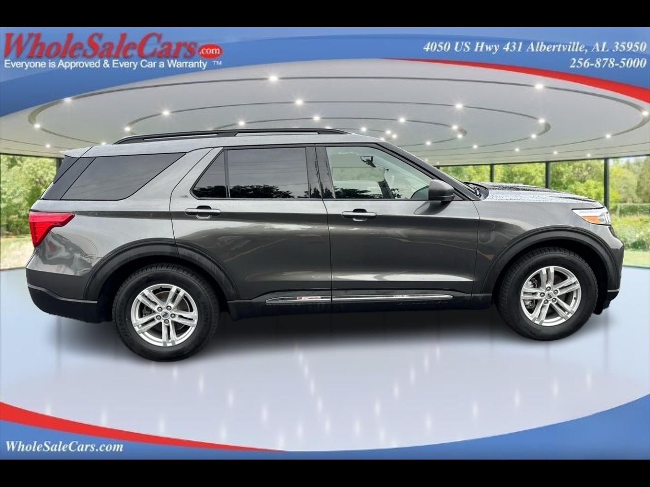 2020 Ford Explorer XLT 4D SUV RWD