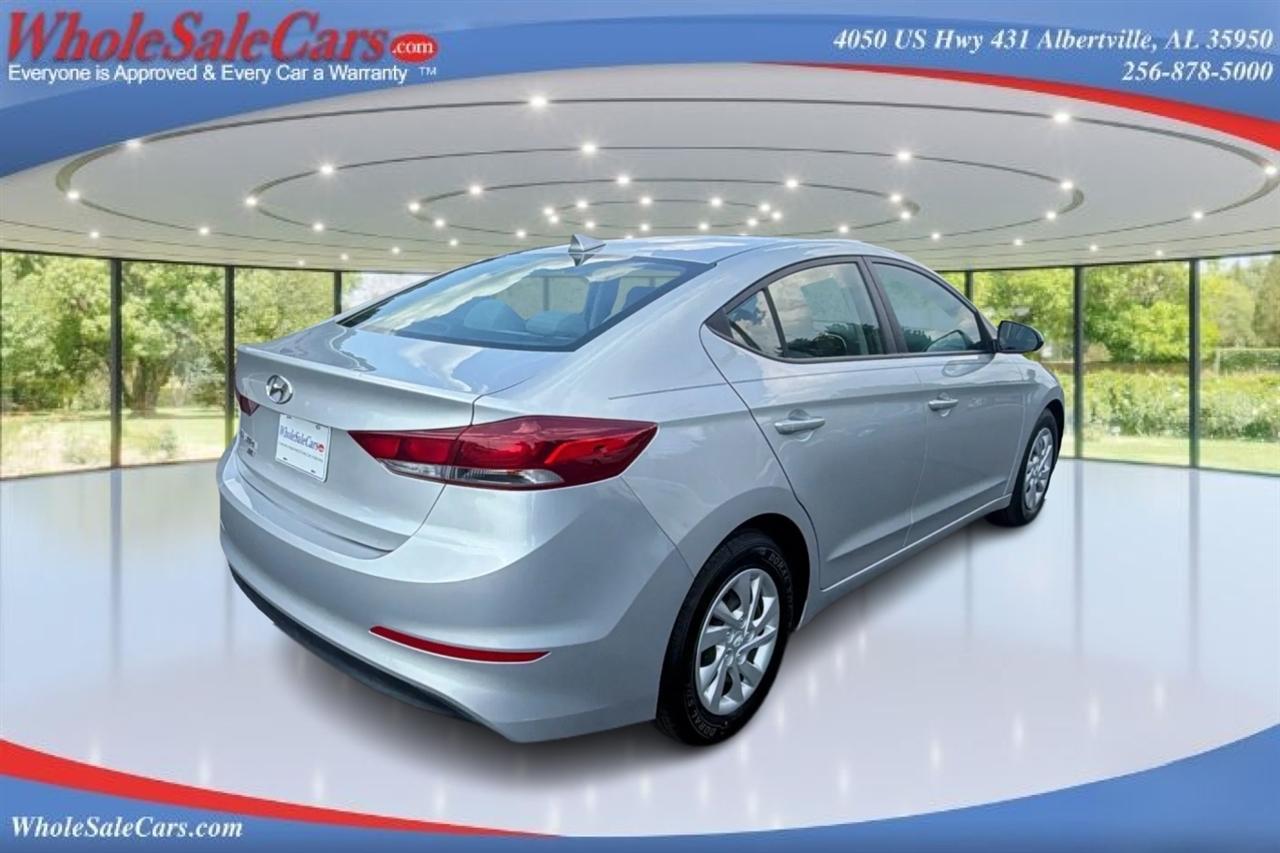 Hyundai Elantra SE 4D Sedan 2017