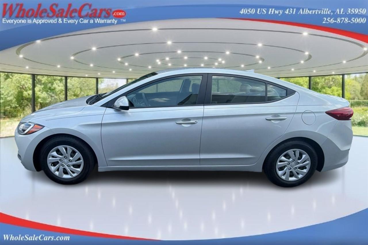 Hyundai Elantra SE 4D Sedan 2017