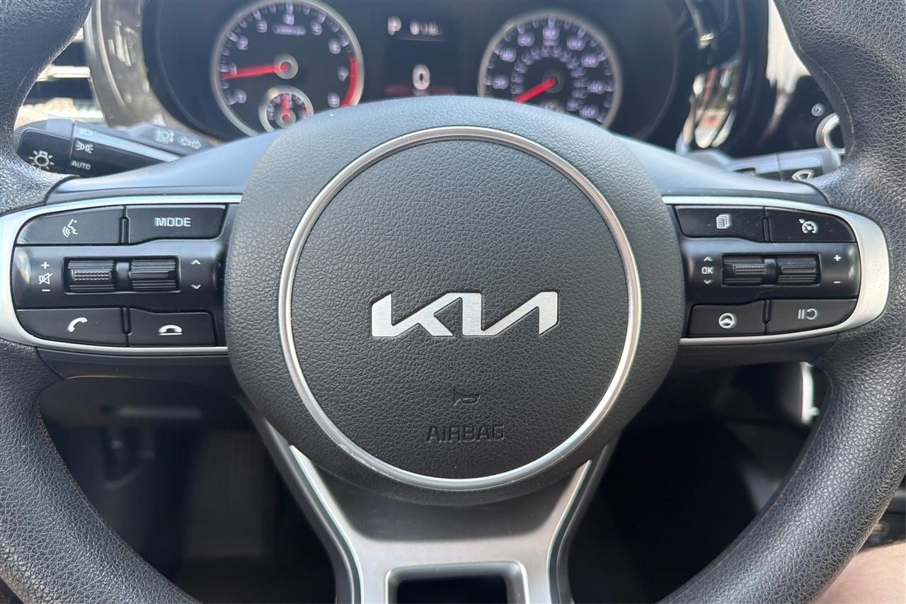 Kia K5 LXS 4D Sedan FWD 2023