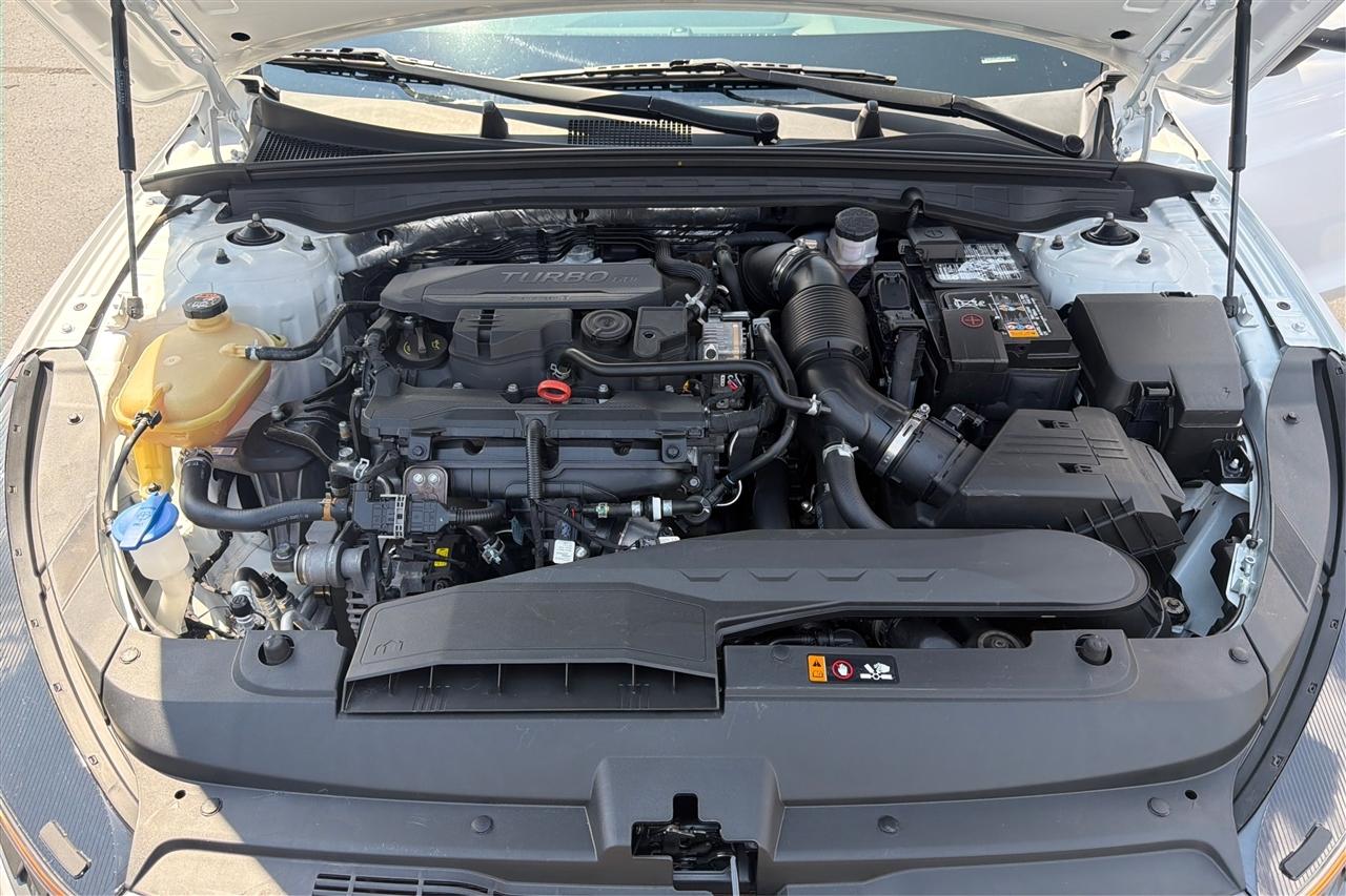 Kia K5 LXS 4D Sedan FWD 2023