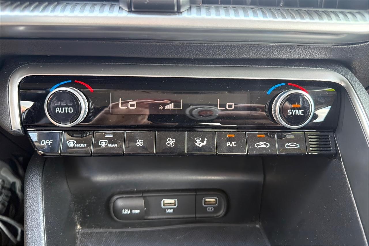 Kia K5 LXS 4D Sedan FWD 2023