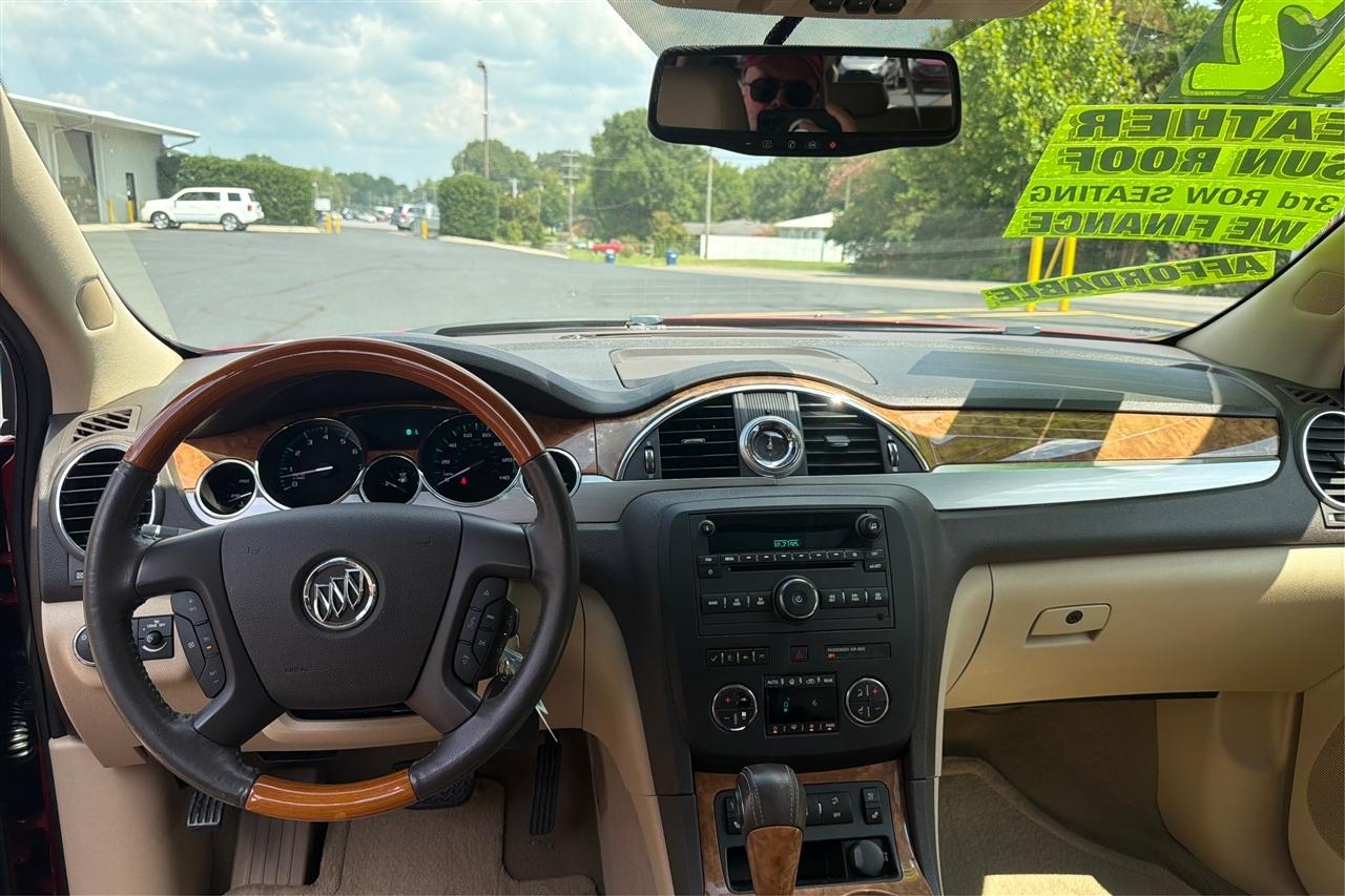 Buick Enclave Premium 4D SUV FWD 2012