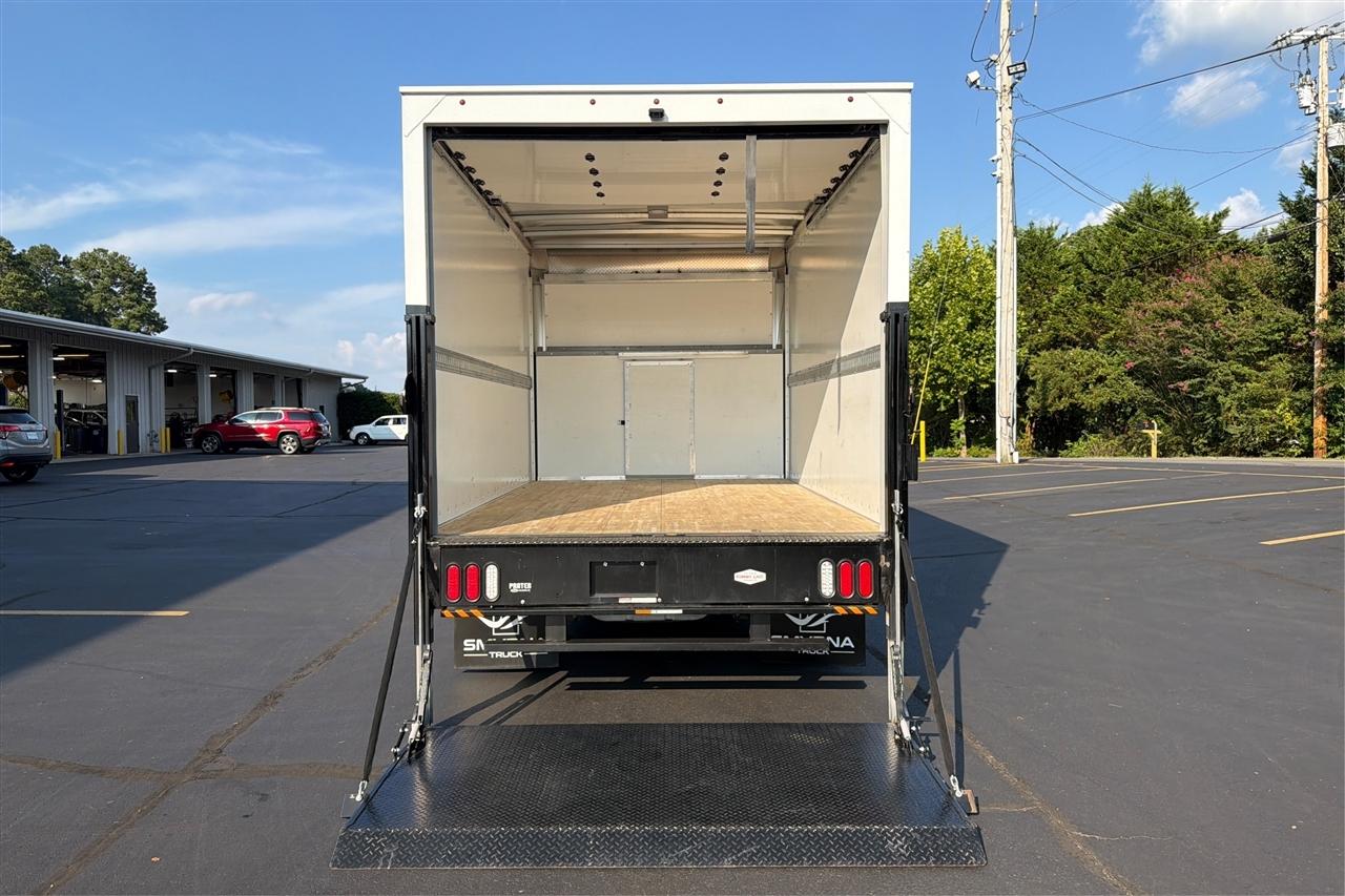 Ford Commercial Vans E350 Cutaway 138WB DRW 2025