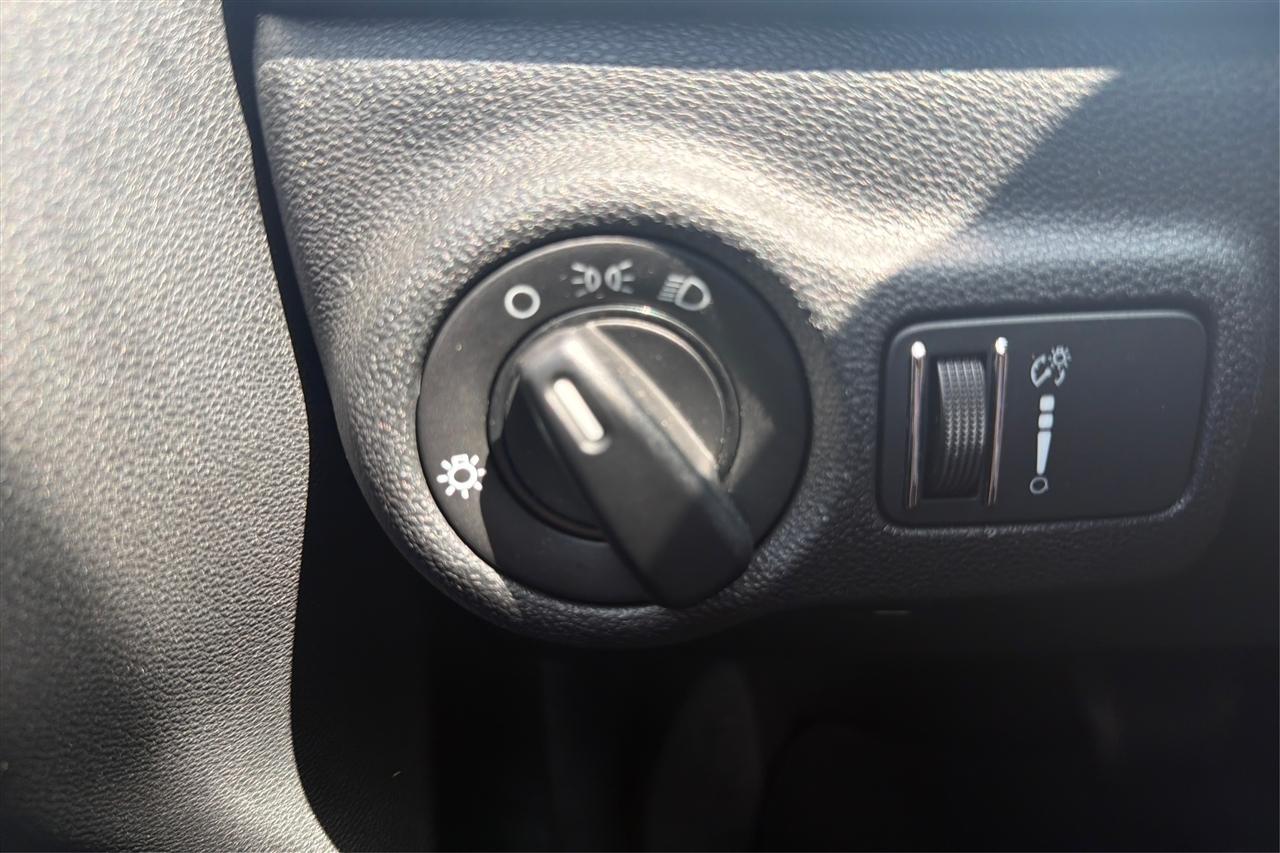 Dodge Dart SE 4D Sedan 2014