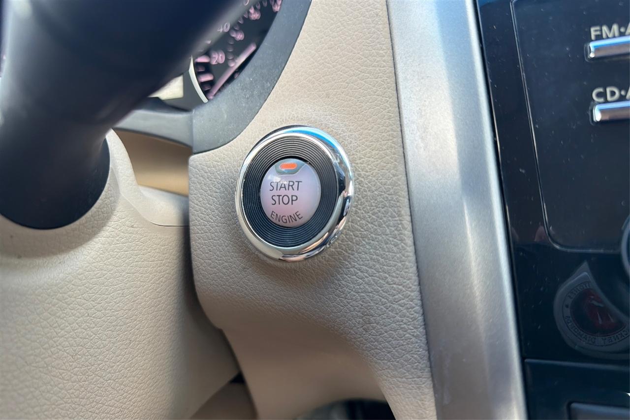 Nissan Altima SV 2013