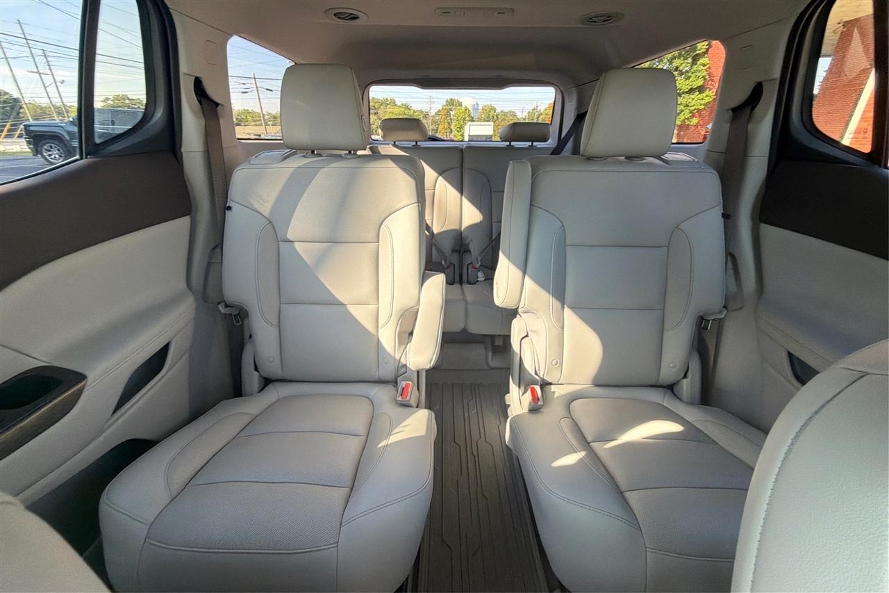 GMC Acadia FWD 4dr SLT w/SLT-2 2019