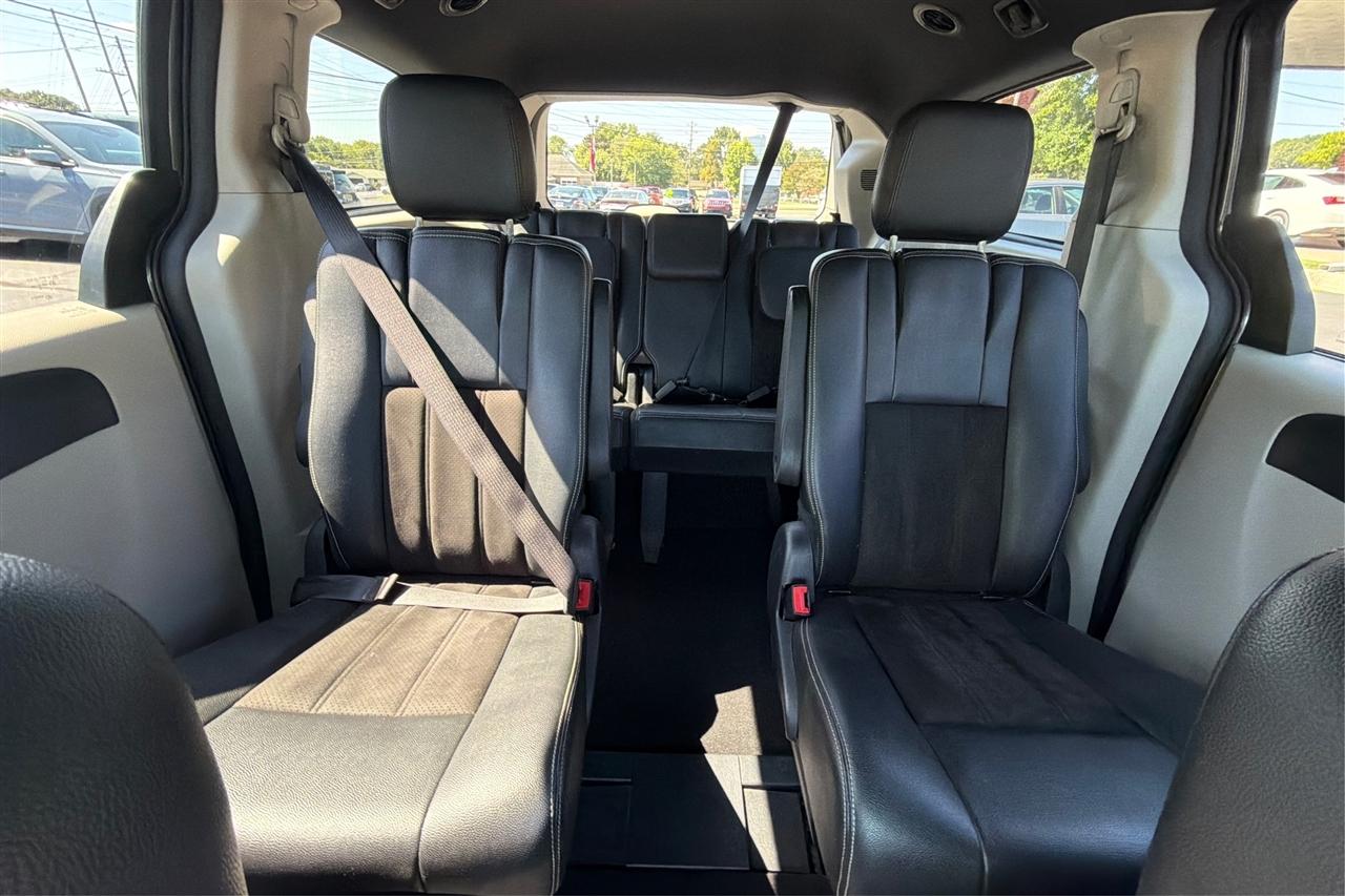 Dodge Grand Caravan 4dr SXT 2020