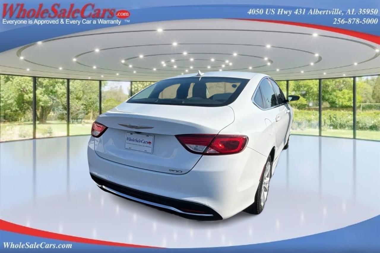 Chrysler 200 Limited 4D Sedan 2017