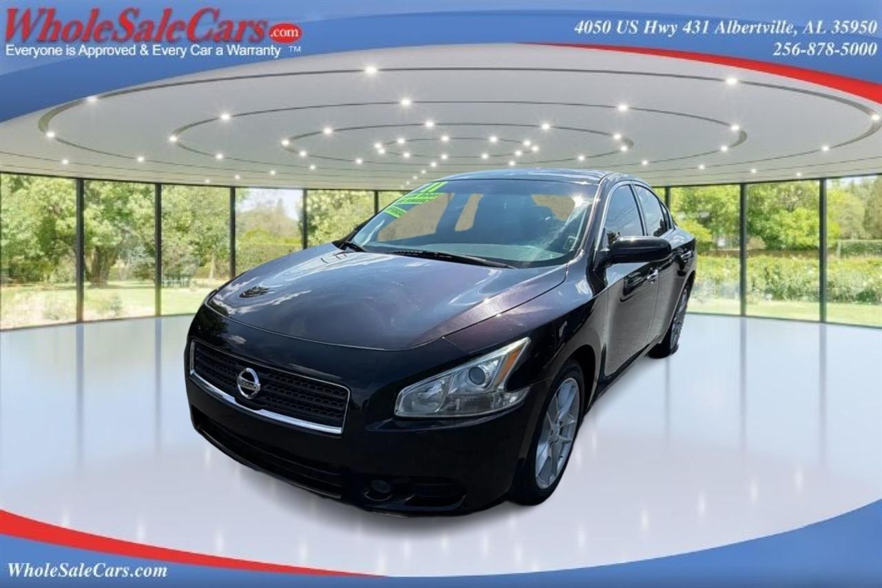 Nissan Maxima S 4D Sedan 2011