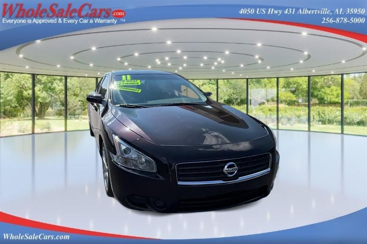 Nissan Maxima S 4D Sedan 2011