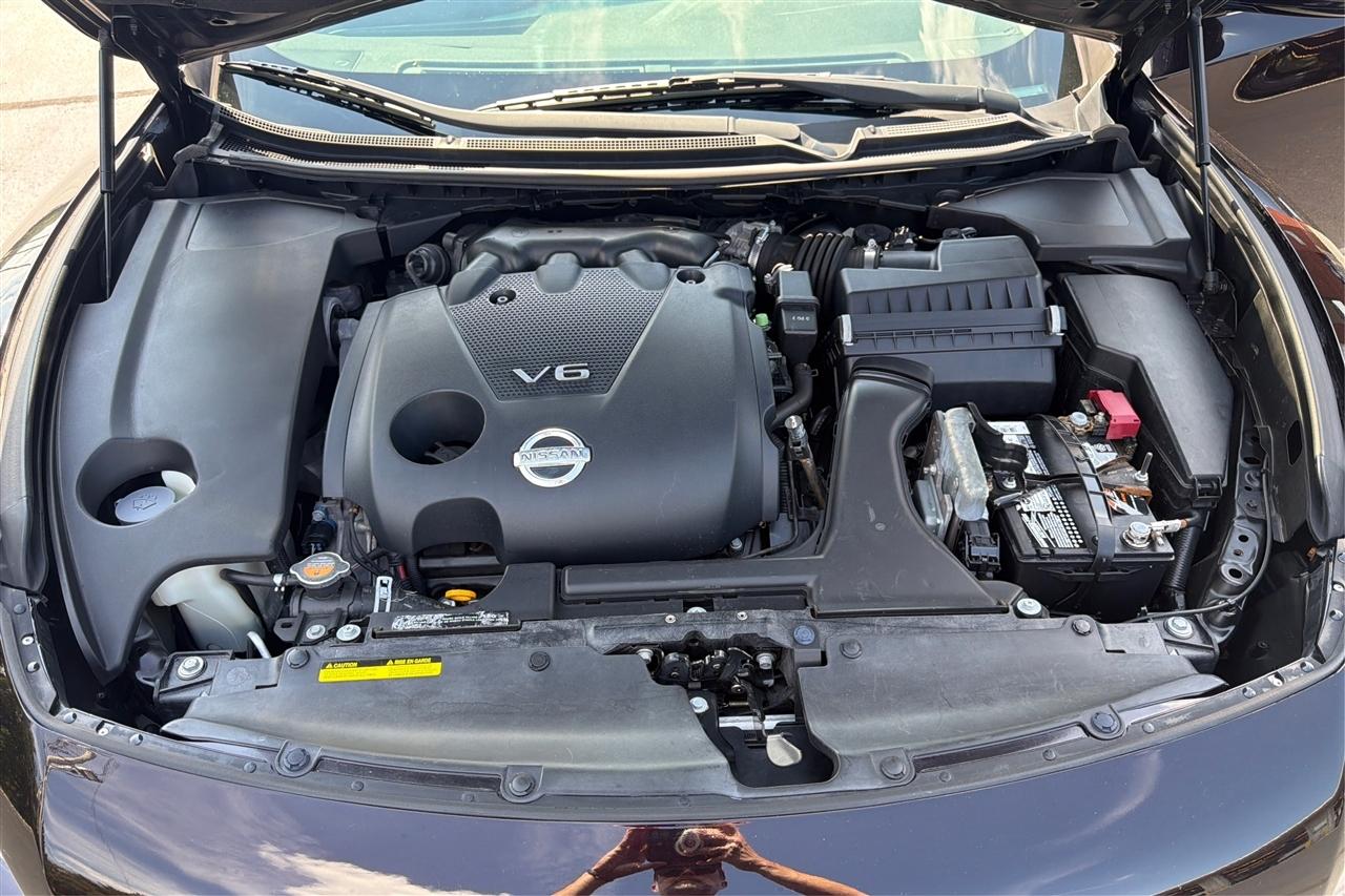 Nissan Maxima S 4D Sedan 2011