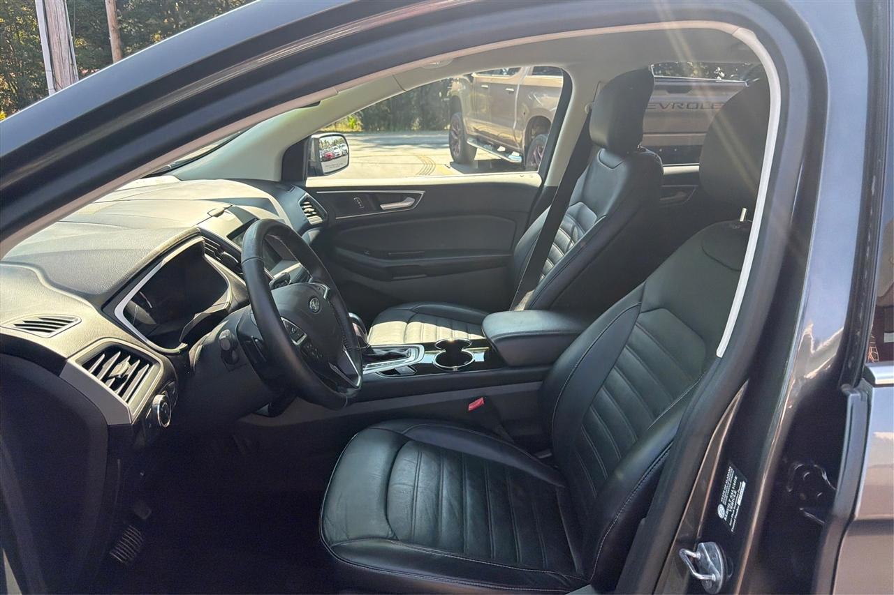 Ford Edge SEL 4D SUV FWD 2016