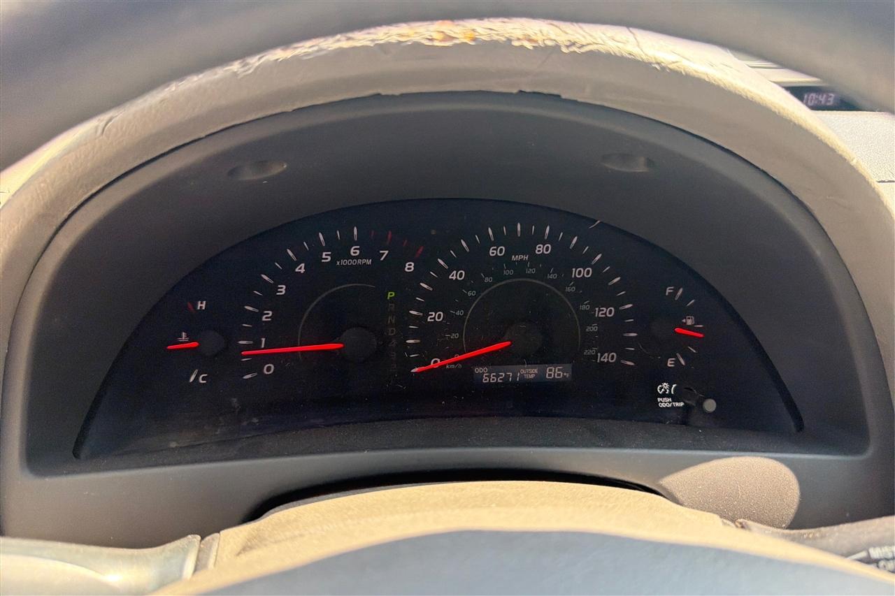 Toyota Camry Base 4D Sedan 2009