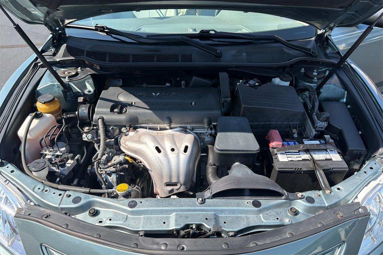Toyota Camry Base 4D Sedan 2009