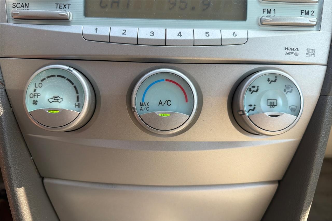 Toyota Camry Base 4D Sedan 2009