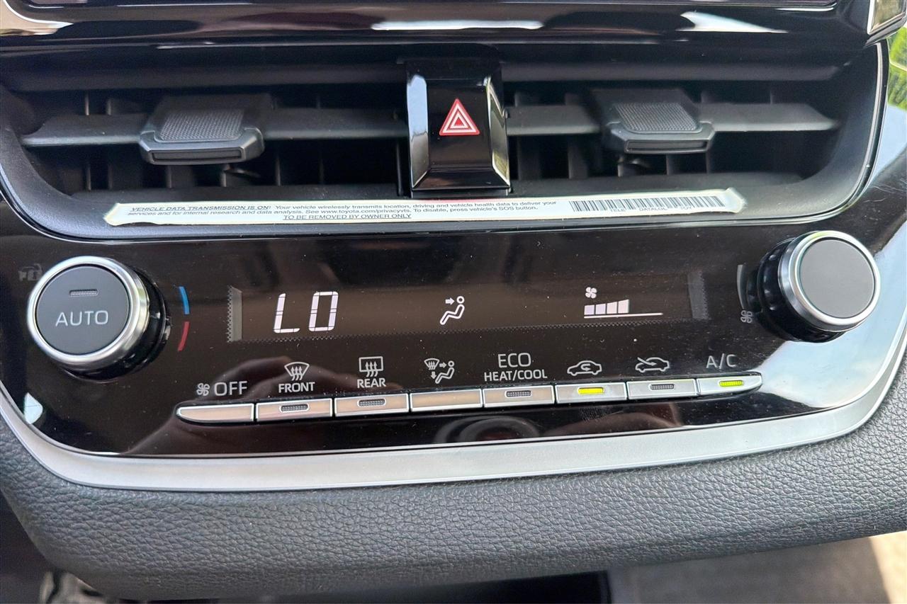 Toyota Corolla LE 4D Sedan 2024
