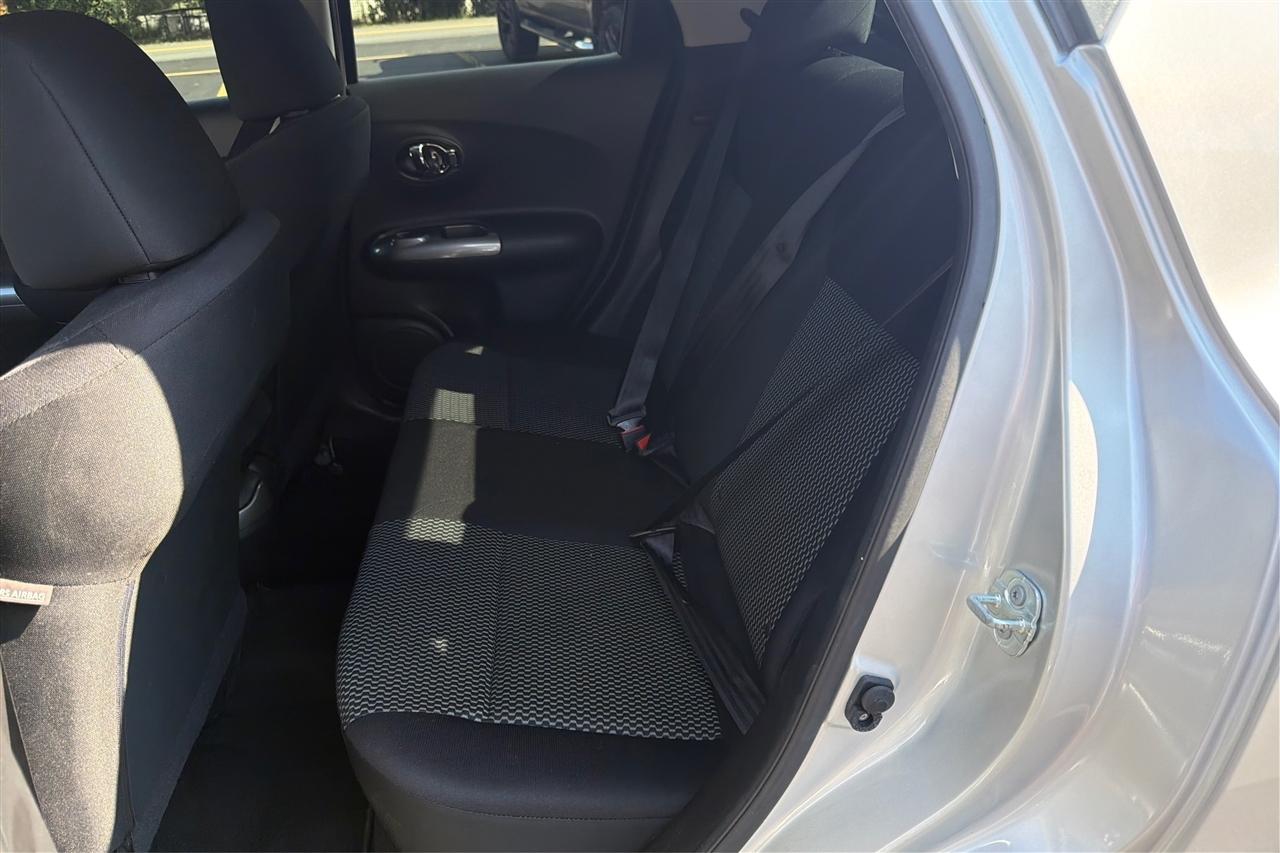 Nissan Juke S 4D Hatchback 2017