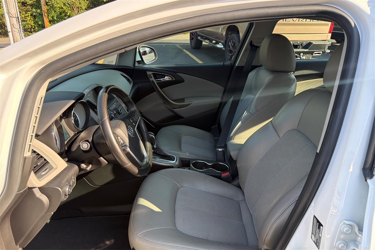 Buick Verano Base 4D Sedan 2014