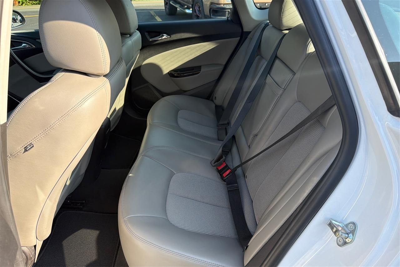 Buick Verano Base 4D Sedan 2014