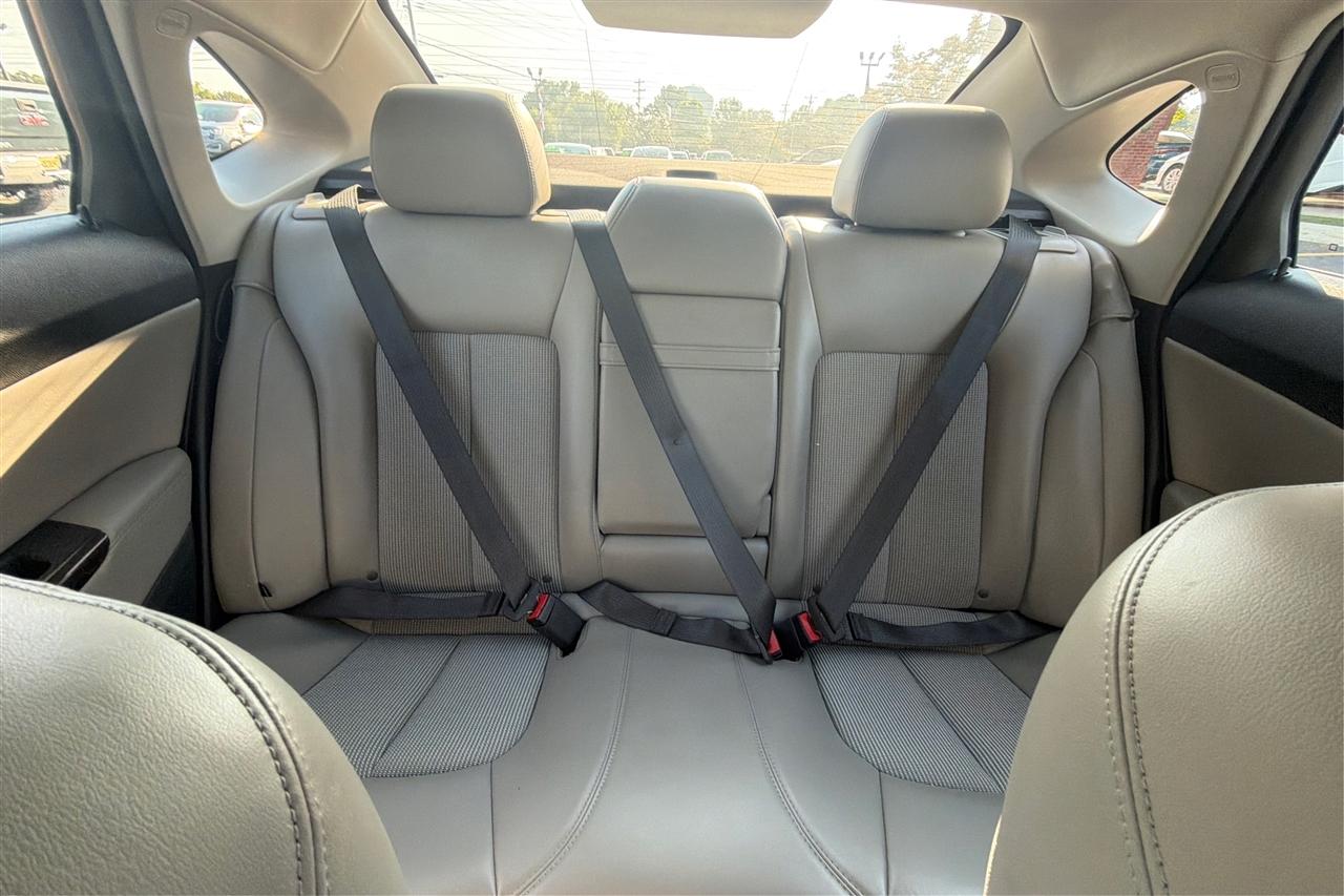 Buick Verano Base 4D Sedan 2014