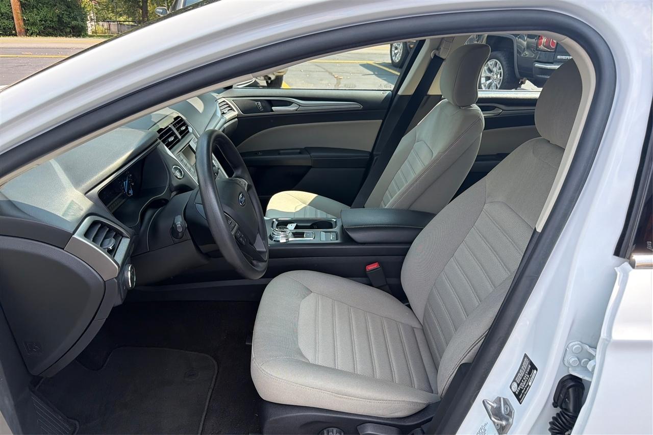 Ford Fusion S 4D Sedan 2019