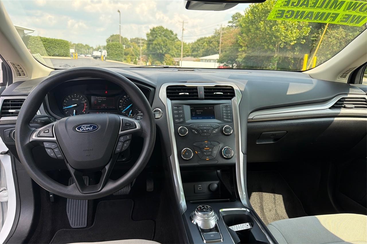 Ford Fusion S 4D Sedan 2019
