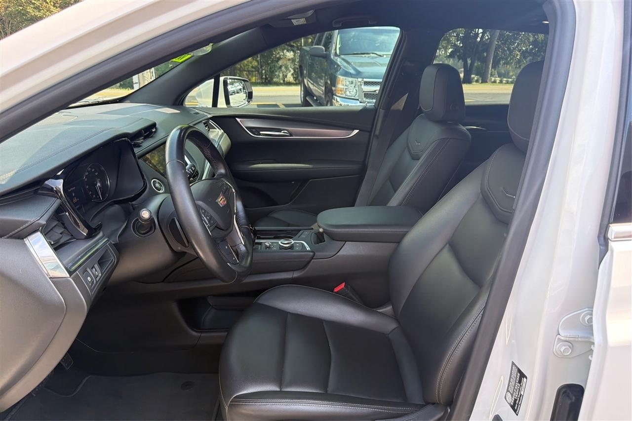 Cadillac XT5 Luxury 4D SUV FWD 2021