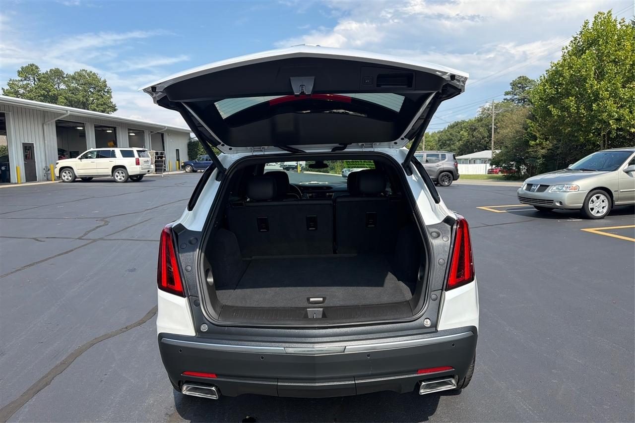 Cadillac XT5 Luxury 4D SUV FWD 2021