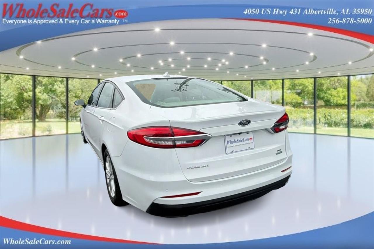 Ford Fusion SE 4D Sedan 2020