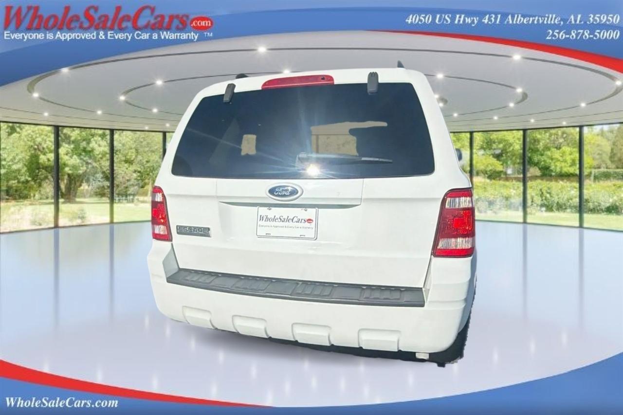 Ford Escape XLT 4D SUV FWD 2009